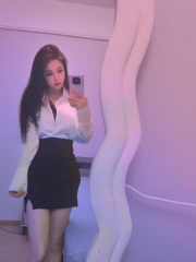 极致妖娆小野猫制服诱惑身材有料